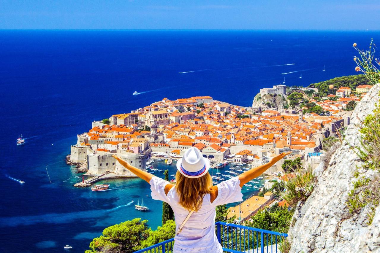 Holiday Residence Maja Katuni Εξωτερικό φωτογραφία