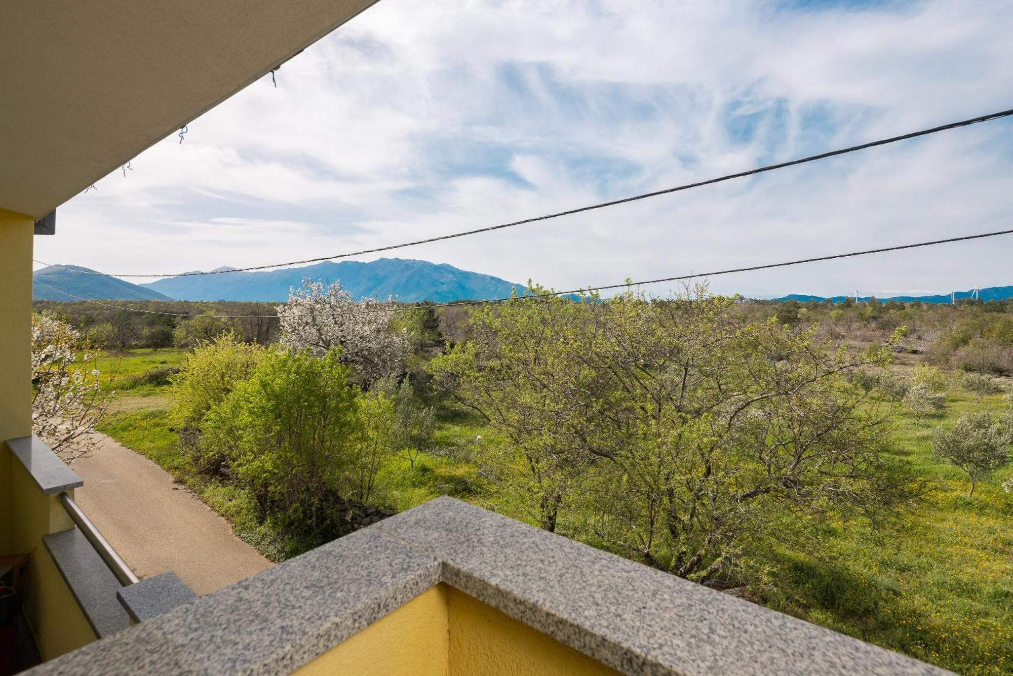 Holiday Residence Maja Katuni Εξωτερικό φωτογραφία