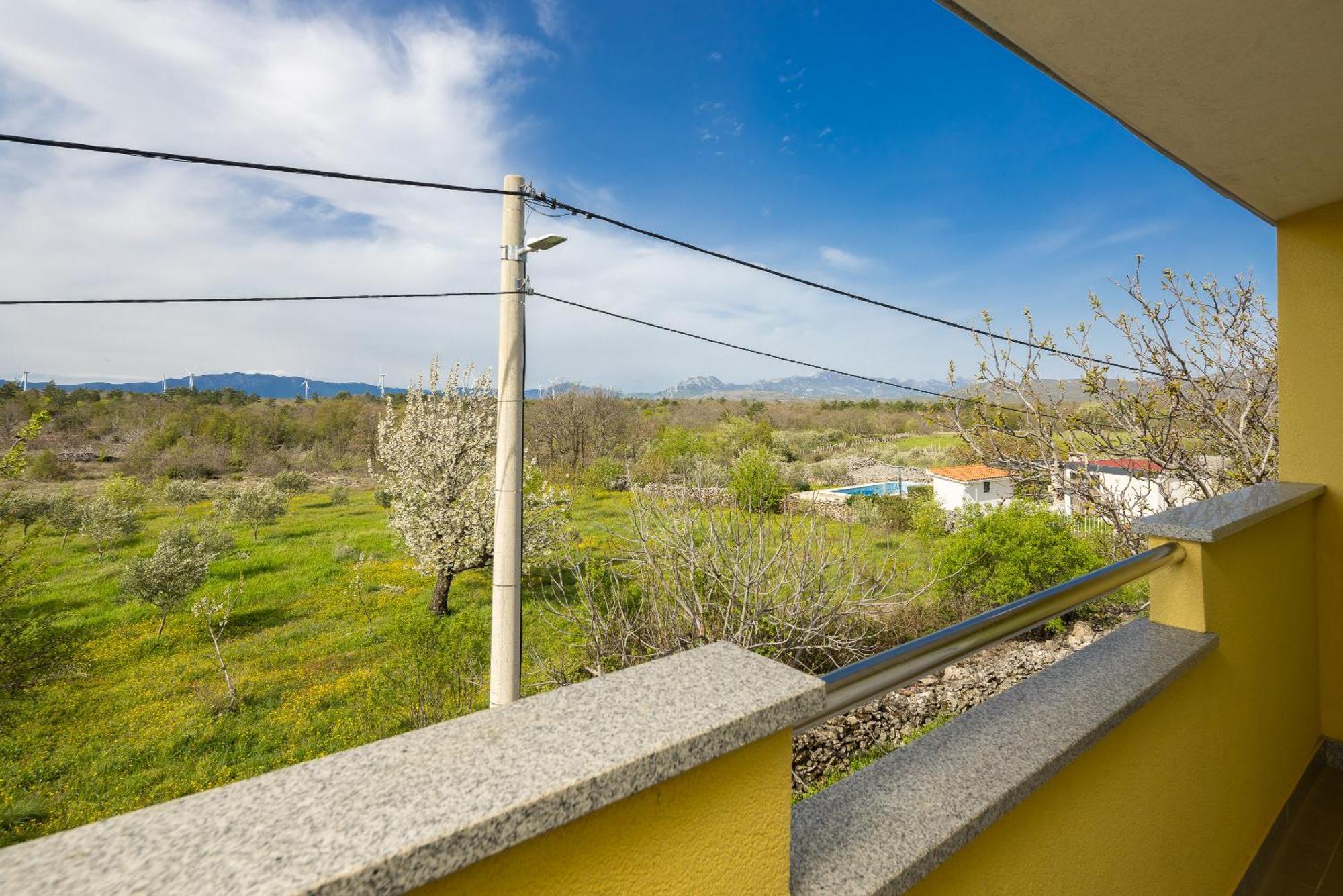 Holiday Residence Maja Katuni Εξωτερικό φωτογραφία