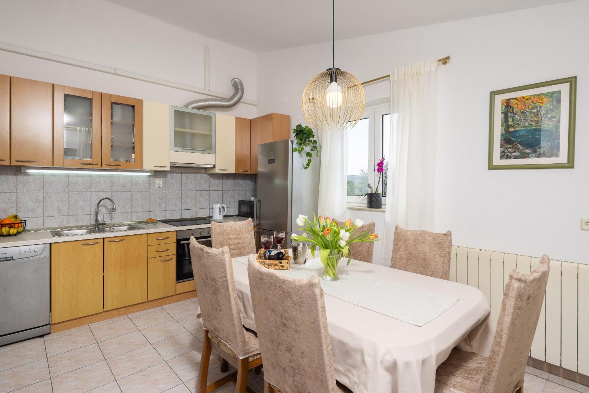 Holiday Residence Maja Katuni Εξωτερικό φωτογραφία