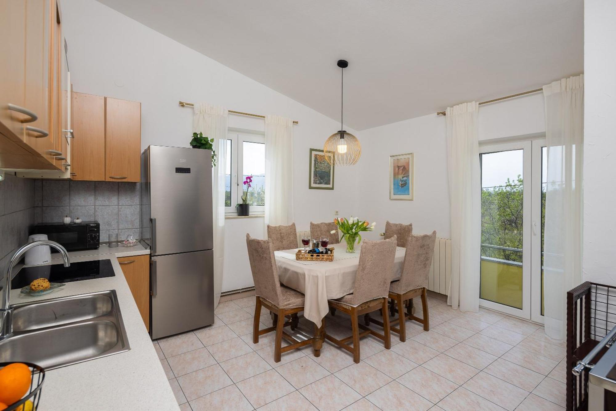 Holiday Residence Maja Katuni Εξωτερικό φωτογραφία