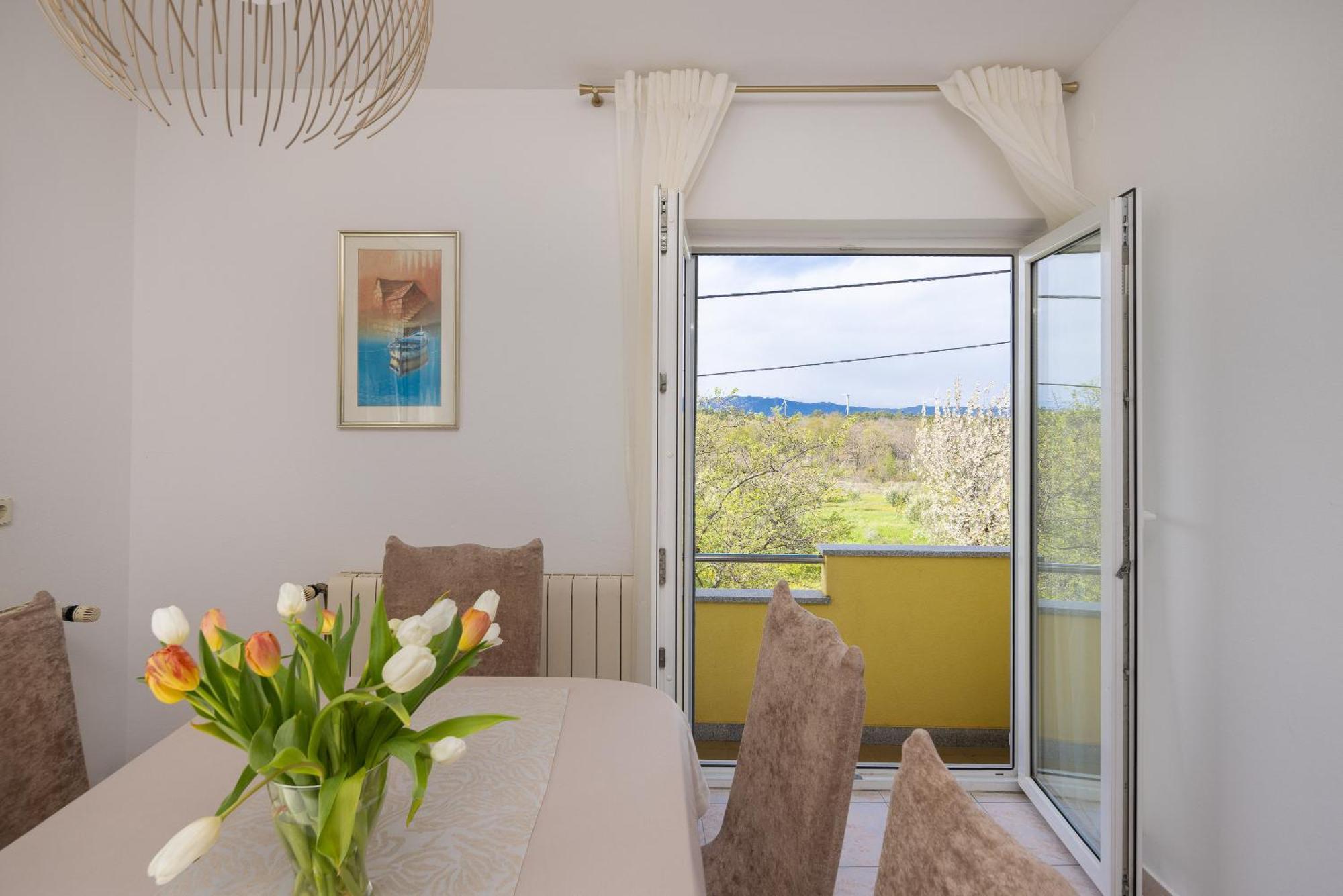 Holiday Residence Maja Katuni Εξωτερικό φωτογραφία