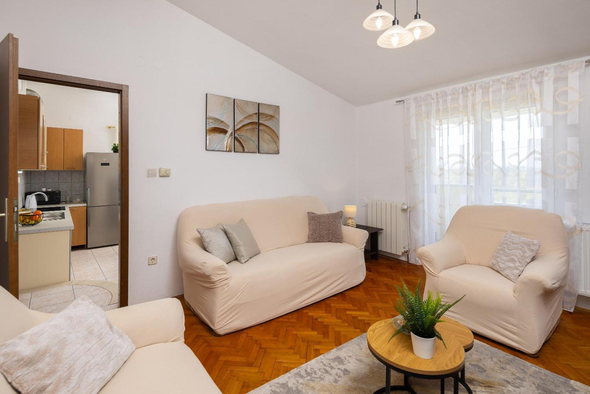 Holiday Residence Maja Katuni Εξωτερικό φωτογραφία