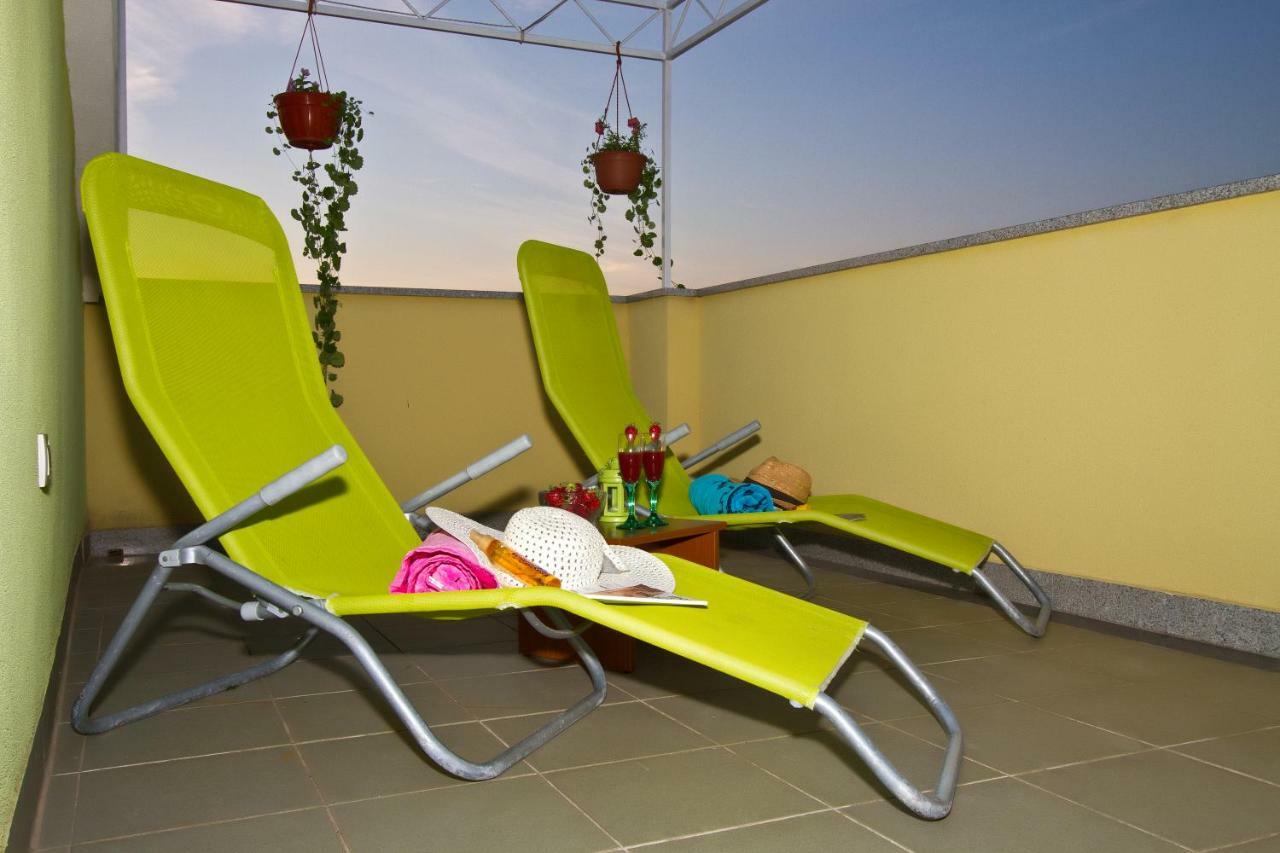 Holiday Residence Maja Katuni Εξωτερικό φωτογραφία