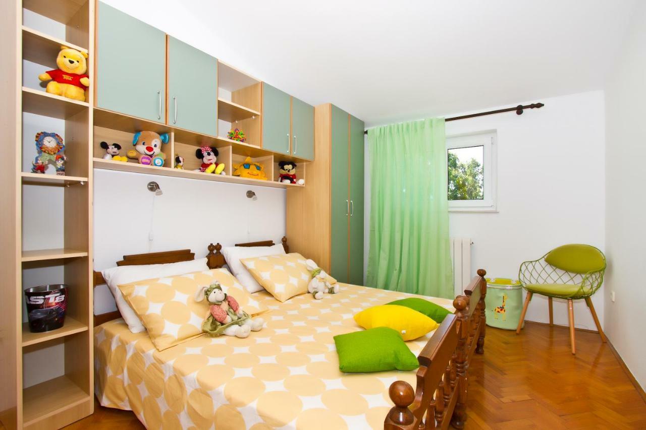Holiday Residence Maja Katuni Εξωτερικό φωτογραφία